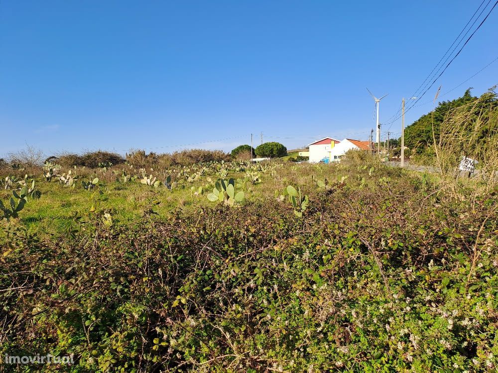 Terreno com Excelente Exposição Solar!!