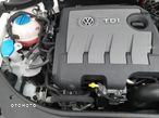 Volkswagen Passat - 23