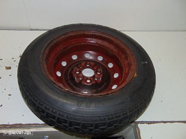 Fiat Punto e outros Pneu suplente  4x0,98 Pineli 14x135,8014. Nao respondo a sms's. - 4