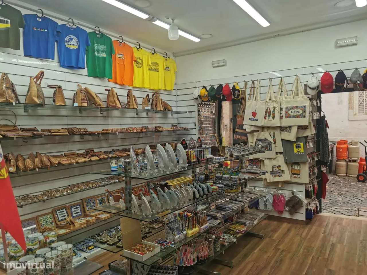 Loja - Espaço Comercial Remodelado -  Alfama / Lisboa - Grande imagem: 1/12