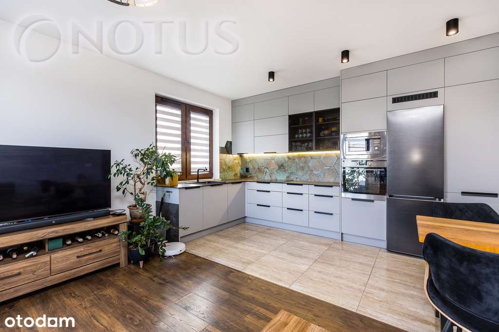 Widokowy TARAS 45 m2, widokowe i słoneczne!-2