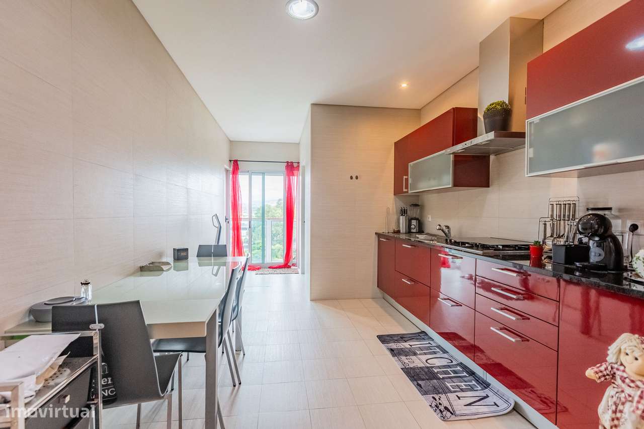 Apartamento Duplex - Rua Professor Machado Macedo, Ponta Delgada - Grande imagem: 5/23