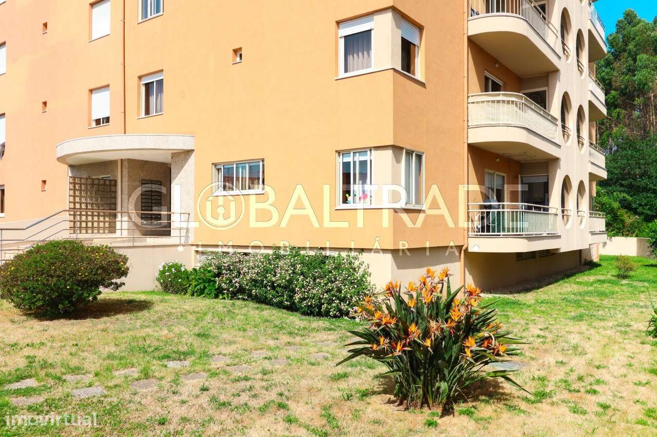 Apartamento T2 Renovado em Rio Tinto-54