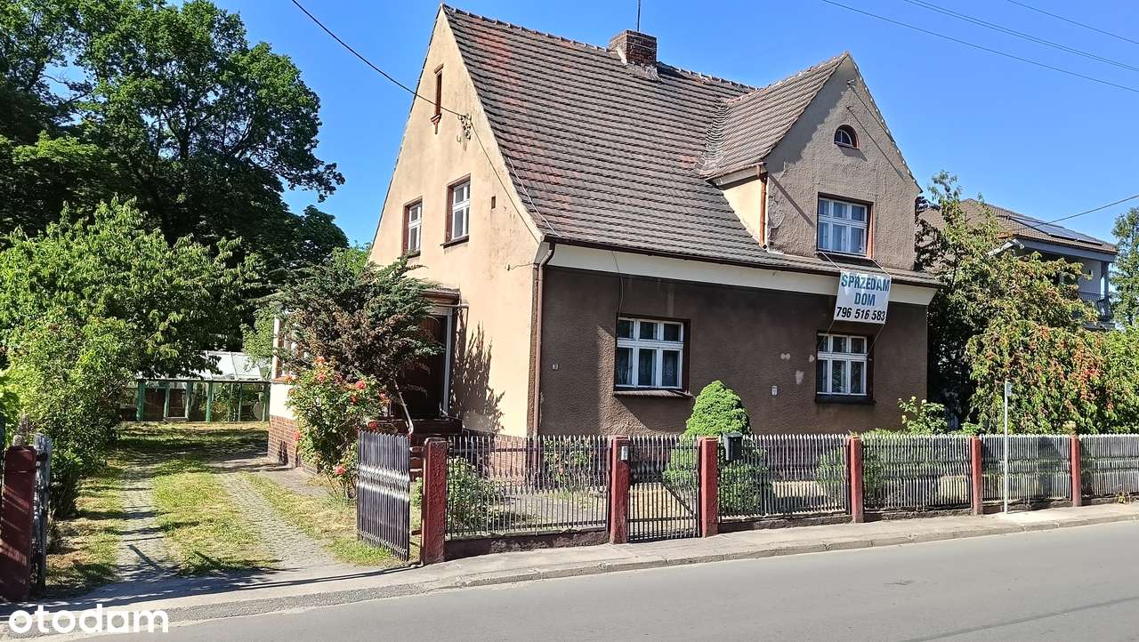 Sprzedam Dom z 2 Mieszkaniami i 2 Garażami, ul.Rajska,Zielona Góra