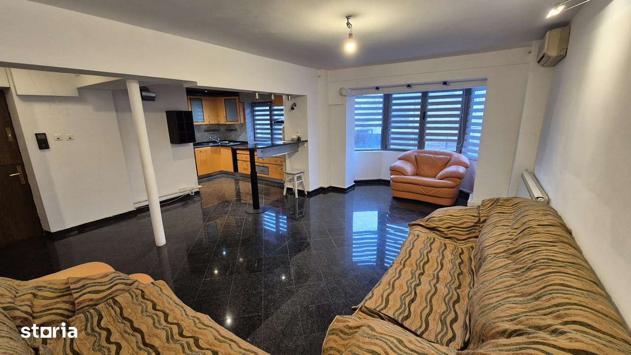 Apartament cu 3 camere, bloc 1990 - bd. Decebal piata Alba Iulia - Imagine principală: 2/14