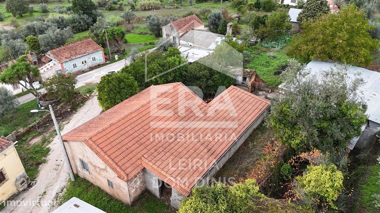 Moradia Isolada T3 em Ferreira do Zêzere-8