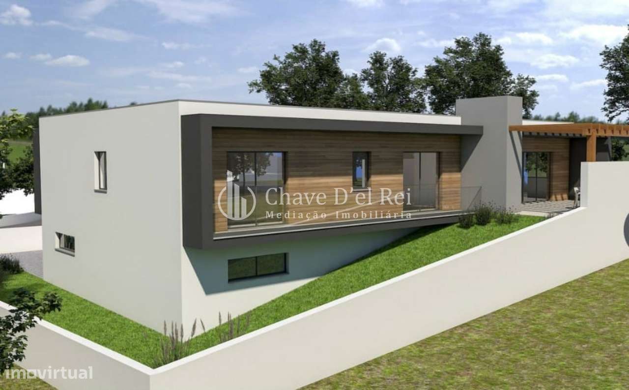 Moradia Isolada T4 Venda em São João de Lourosa,Viseu - Grande imagem: 1/31