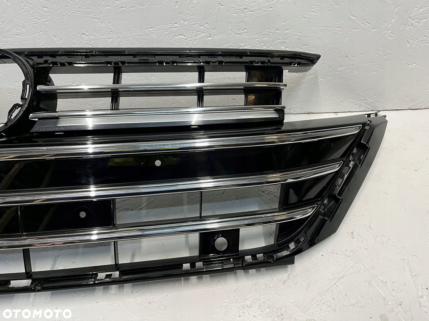 VW ARTEON 3G8 LIFT R-LINE LED GRILL ATRAPA ORG 3G8853655E - 6