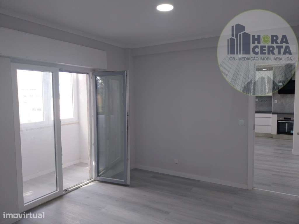 Apartamento T2 em Setúbal!-14