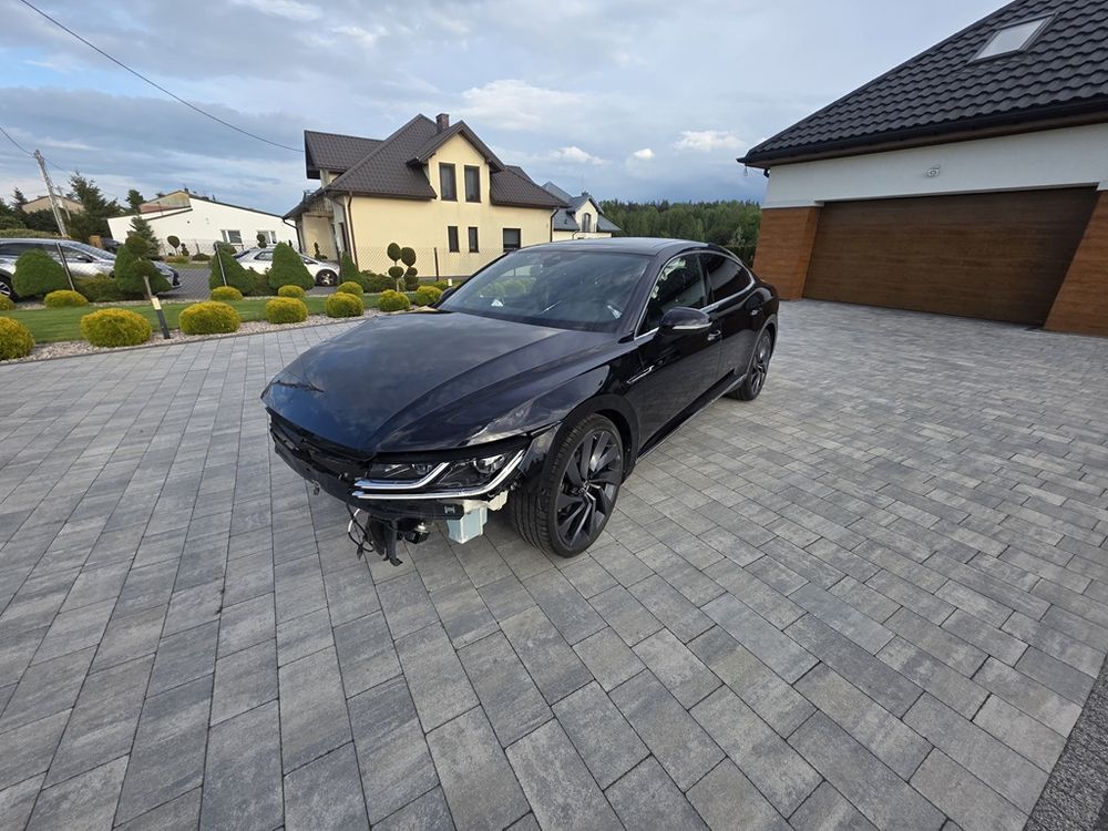 Volkswagen Arteon 2.0 TSI R-Line DSG 2022