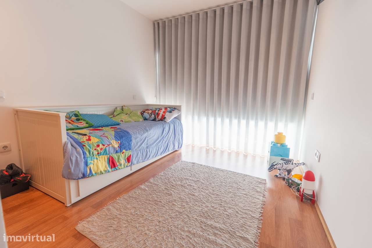 Moradia T3 moderna em Sanfins-10