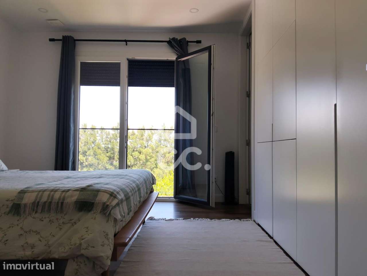 MORADIA T3 COM PISCINA-21