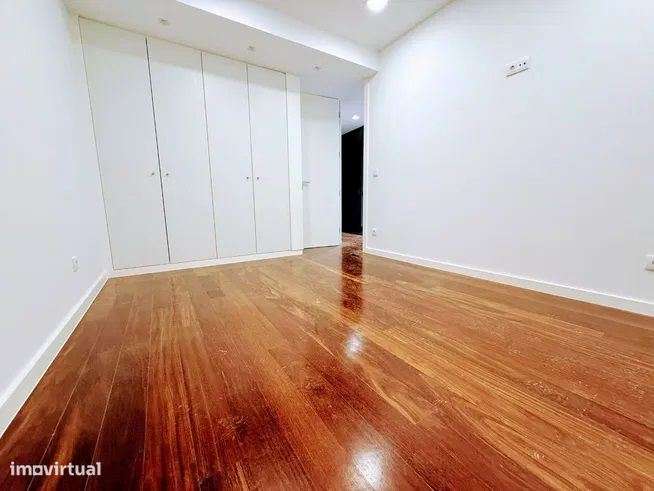 T4 Luxo C/Terraço junto Arrábida Shopping-Vila Nova Gaia - Grande imagem: 4/18