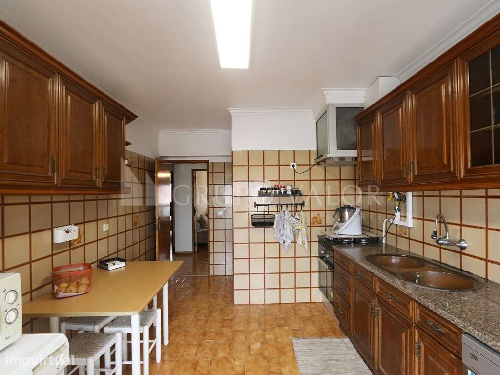 Apartamento T3 com arrecadação, Cabeço da Fonte, Algueirão-9