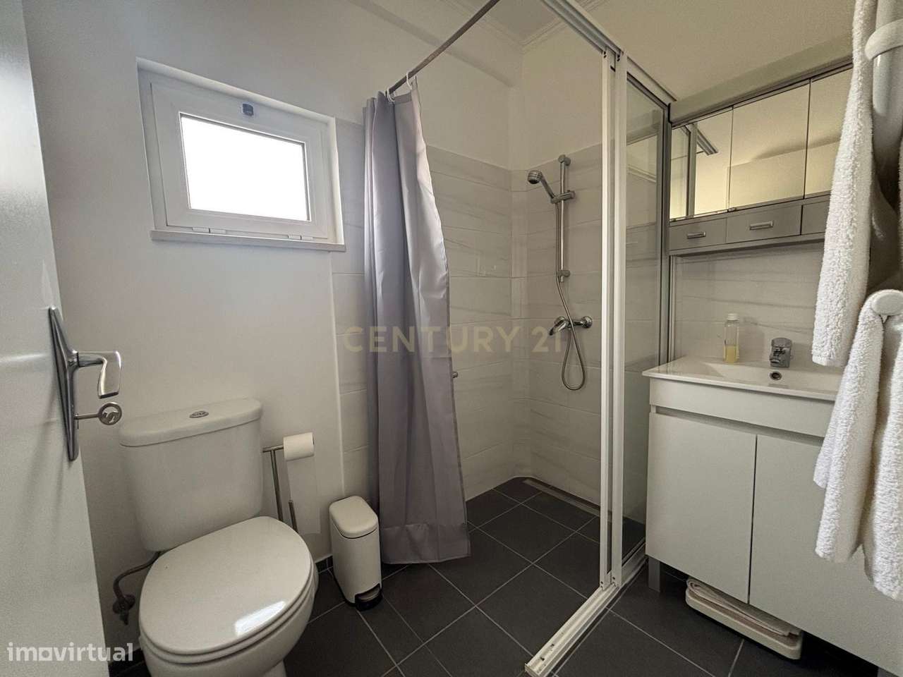 Moradia com Piscina - Entroncamento-17