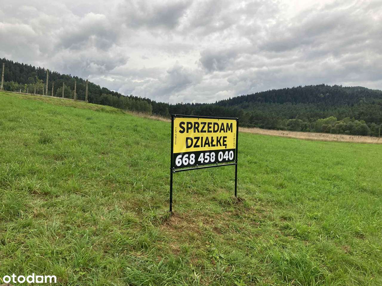 Widokowa działka budowlana w Bieszczadach-14