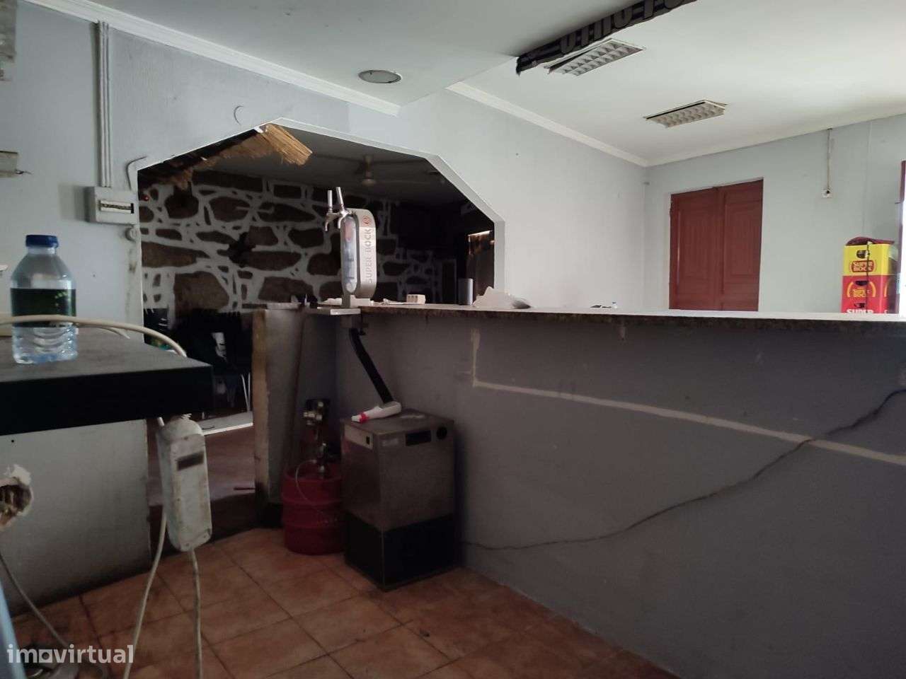 Loja p/ Comercio e serviços na Estrada Exterior da Circunvalação/Porto - Grande imagem: 4/14