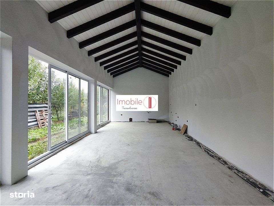 Casa versatila  in zona Penny-Strand Satu Mare-2