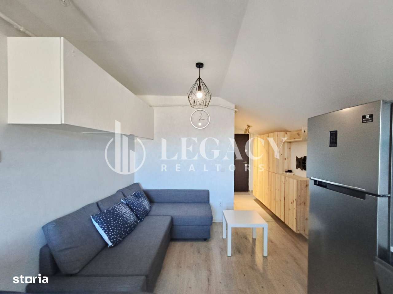 Apartament READY TO MOVE la mansardă, cu balcon și boxă de depozitare-3