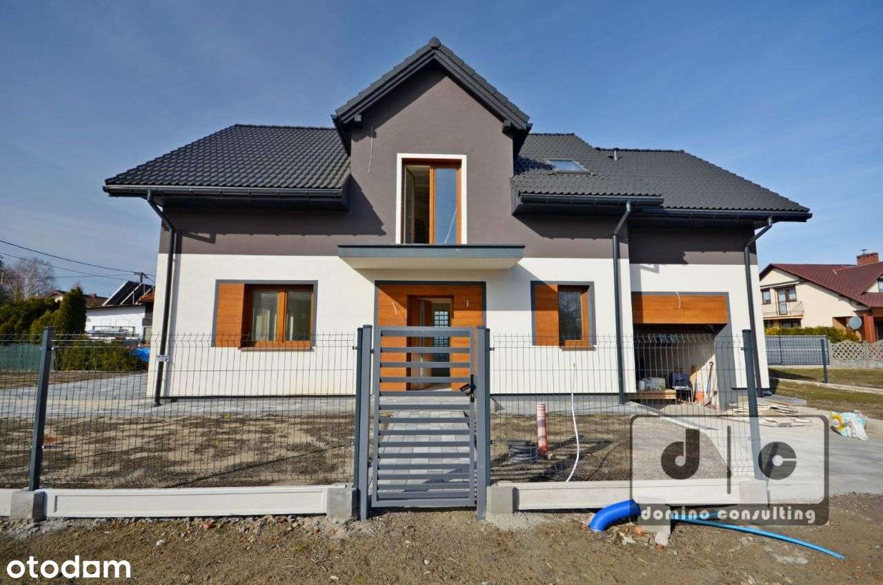 Nowy dom przy lesie. Pniowiec. Tarnowskie Góry.-18