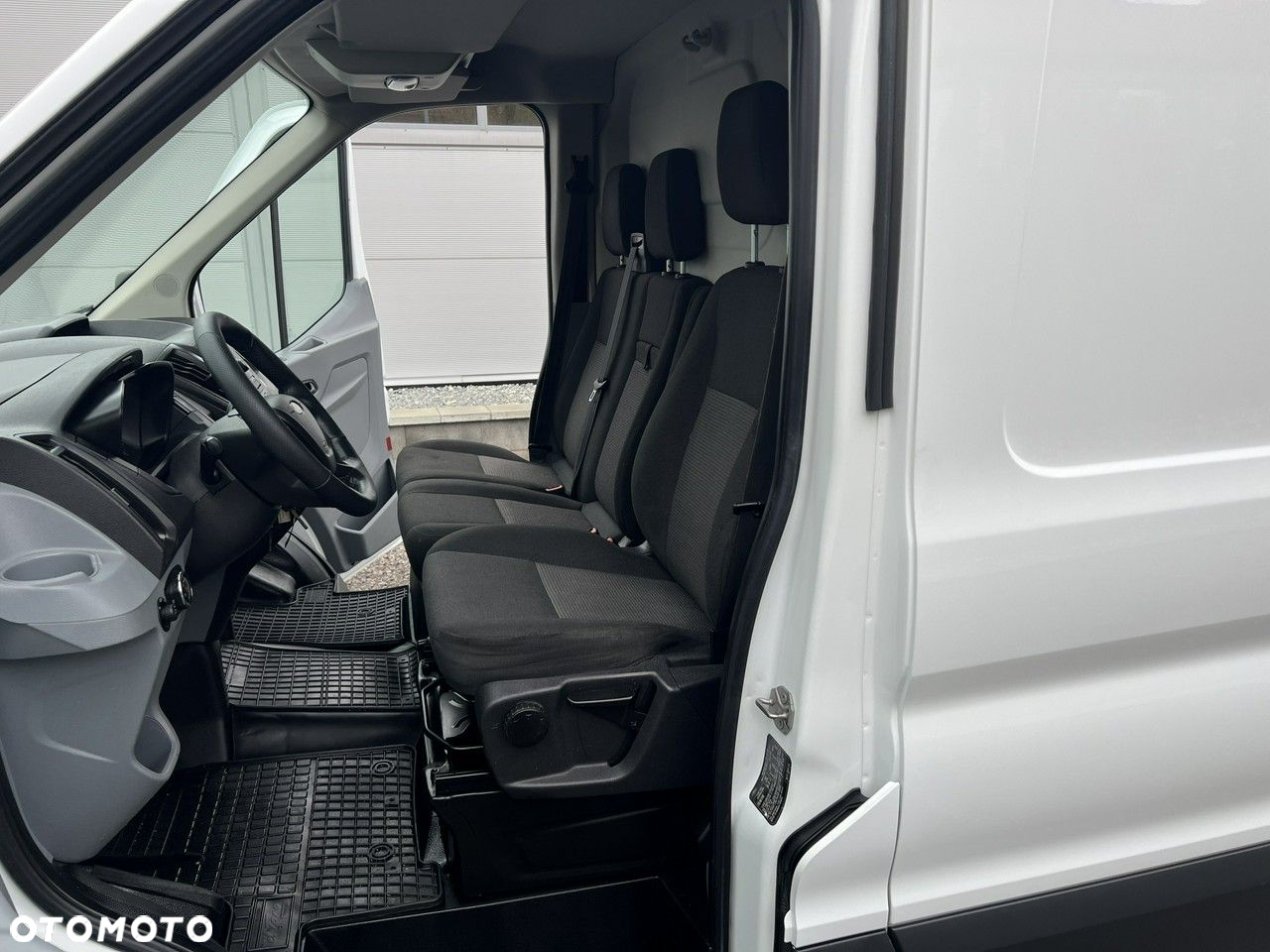 Ford Transit - 9