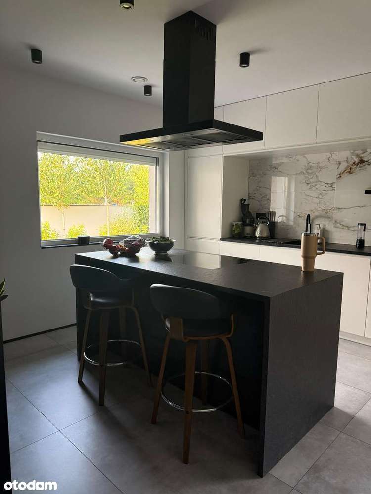 w pełni wyposażony dom dzielnicy – Kampus Uniwersytetu Radomskiego - Pełny obrazek: 5/15