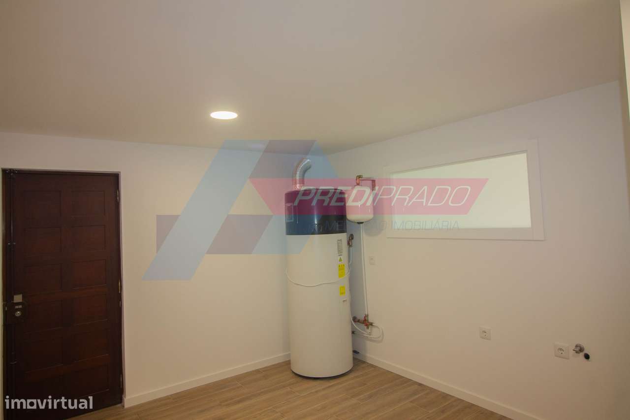 Excelente Moradia T4 em Cervães-21