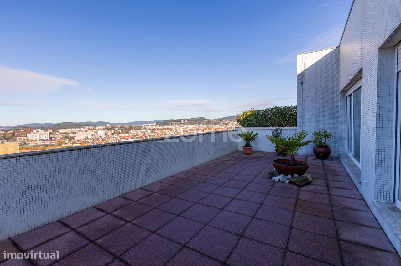 T4 Duplex Exclusivo no Condomínio Vila-Flor – Urgezes, Guimarães-31