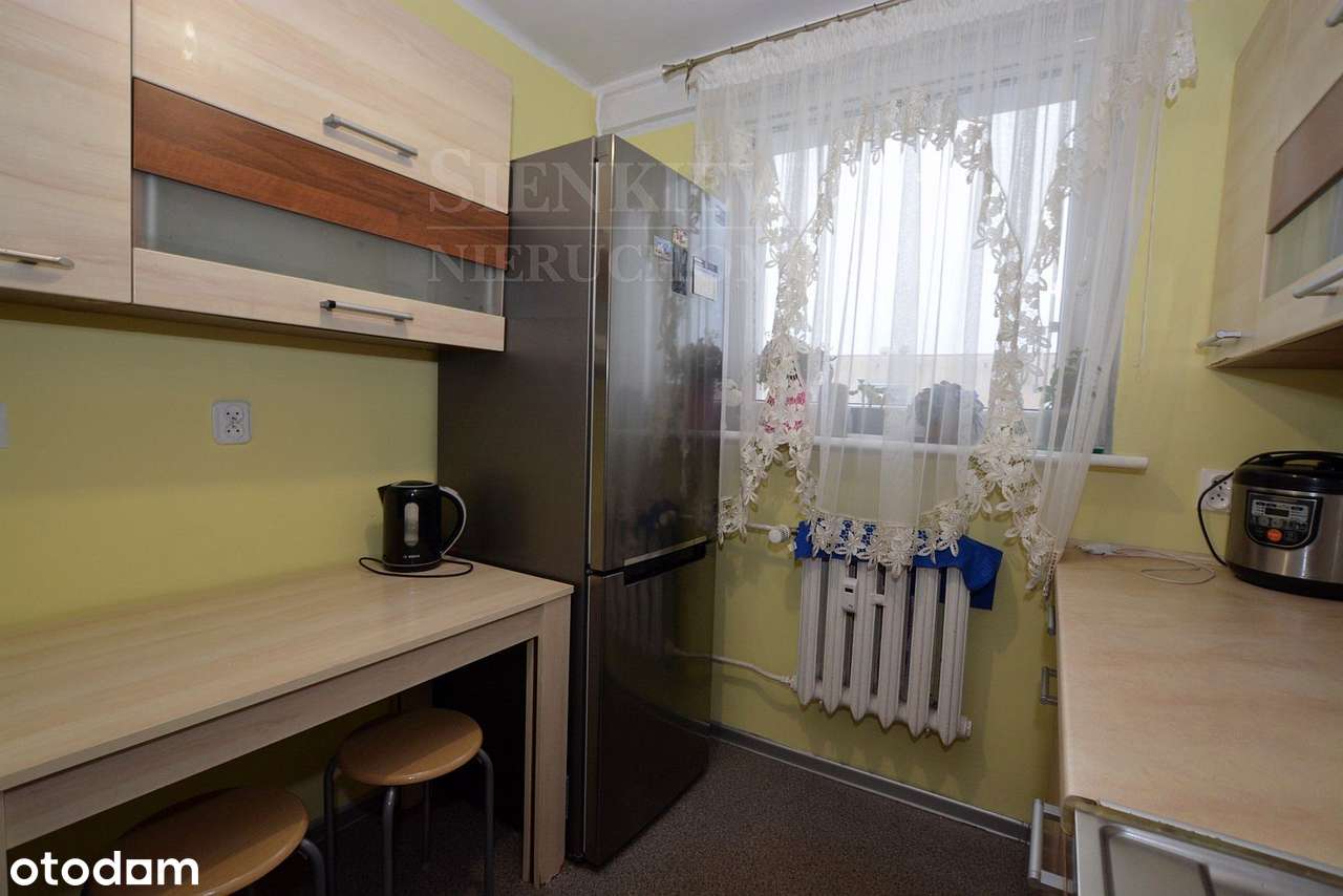 Mieszkanie trzypokojowe-8