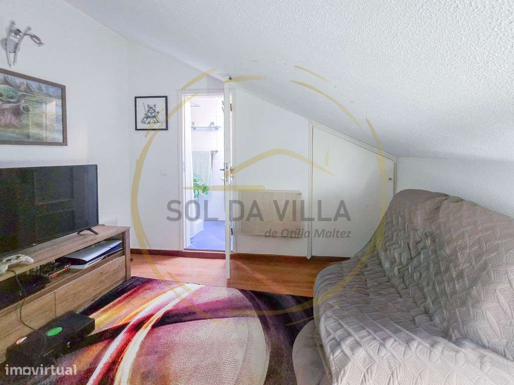 Moradia Geminada T3+2 com garagem - Quinta do Conde - 395.000€-16