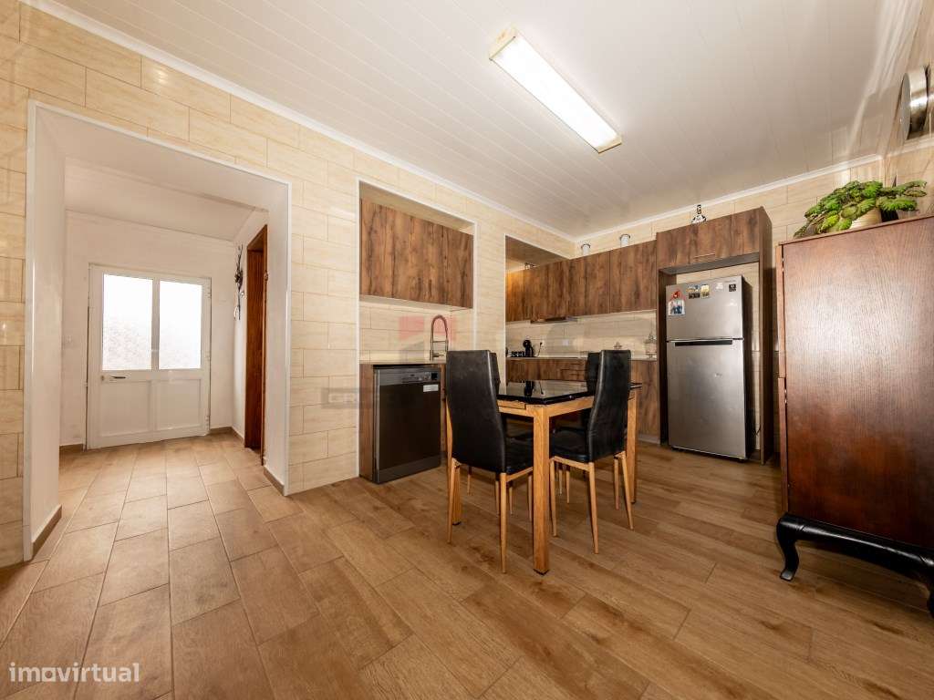 Moradia T3 com Terreno de 1.180 m² - Potencial de Investimento nos ...-3