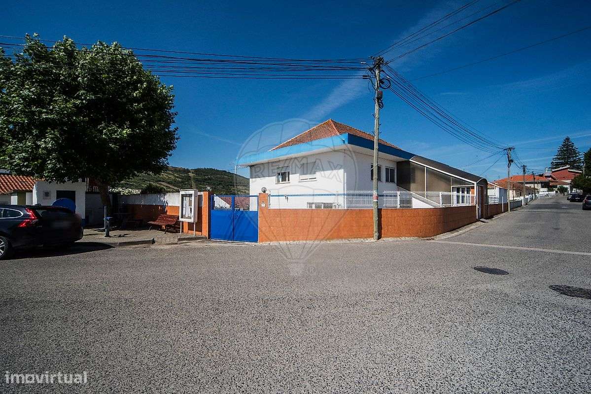 Moradia T8 para venda - Grande imagem: 3/46