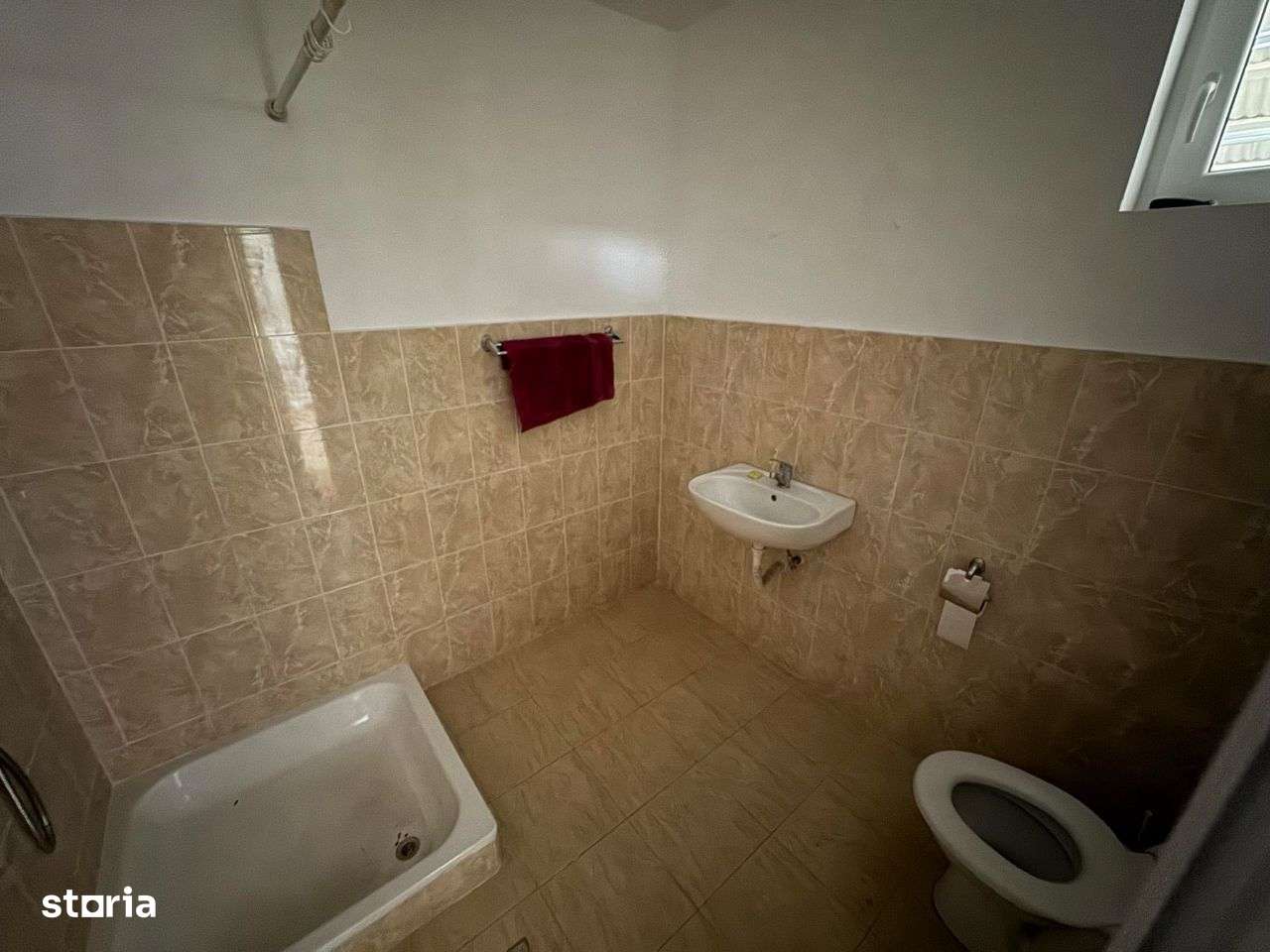 Hala , depozit , atelier fier beton in localitatea Agris - Imagine principală: 5/8