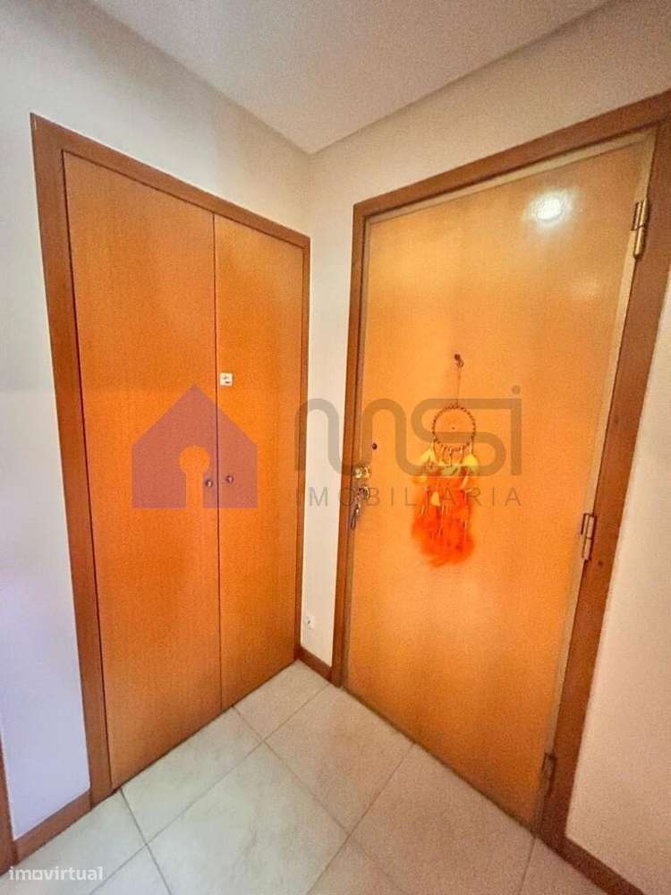 Apartamento T2+1 em Guifões | Garagem e Arrumo-1
