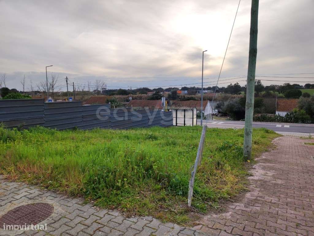 Terreno para construção com 200m2 localizado em Águas de Moura - Grande imagem: 3/3