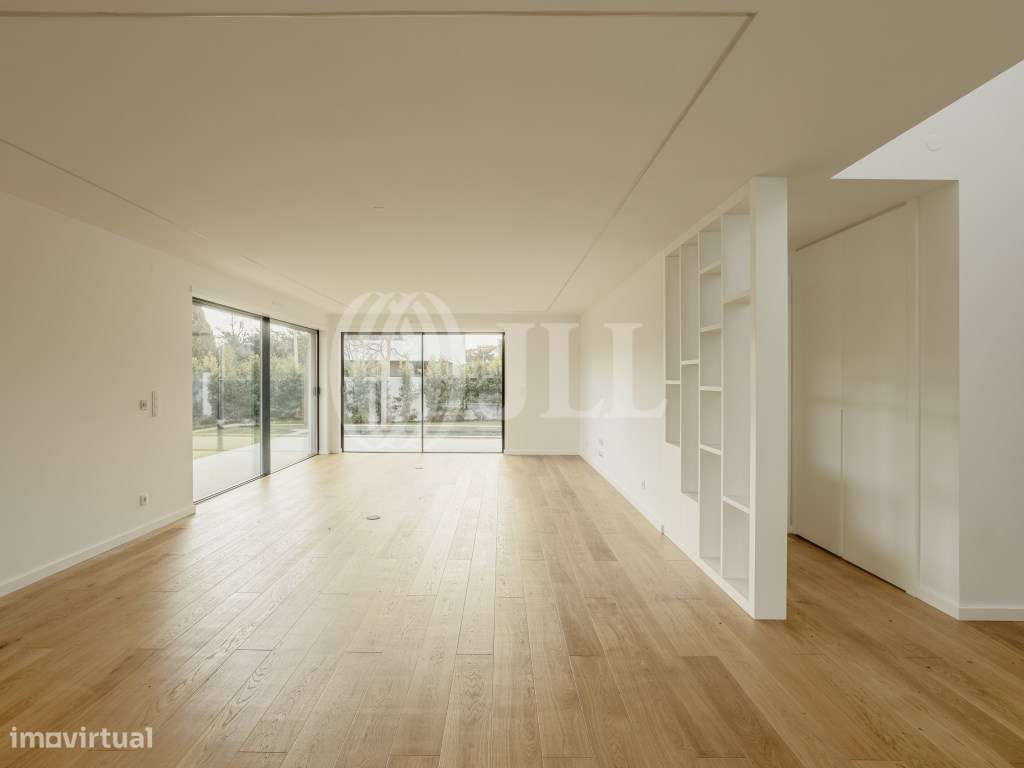 Moradia T5+2 com jardim e piscina em Birre, Cascais - Grande imagem: 4/29