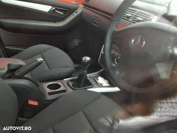 Dezmembrez Mercedes-Benz B150 B-Class w245 - 6