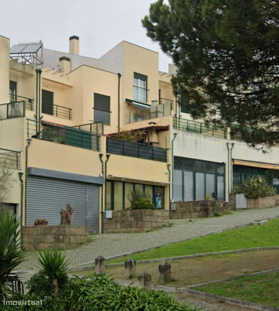 Investimento- Loja em Valongo possibilidade de Converter em T2-6