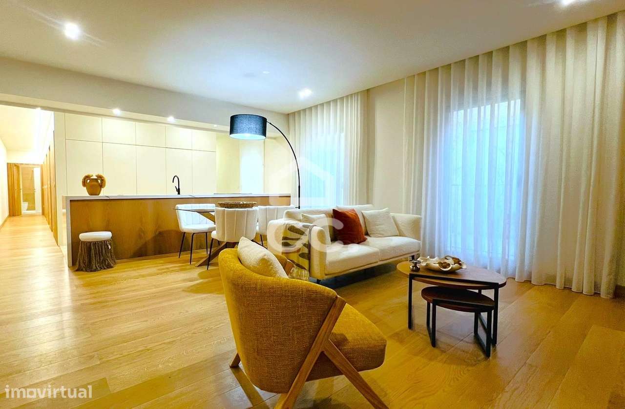 Apartamento T3 de Design Exclusivo no Coração da Baixa de Setúbal - Grande imagem: 2/32