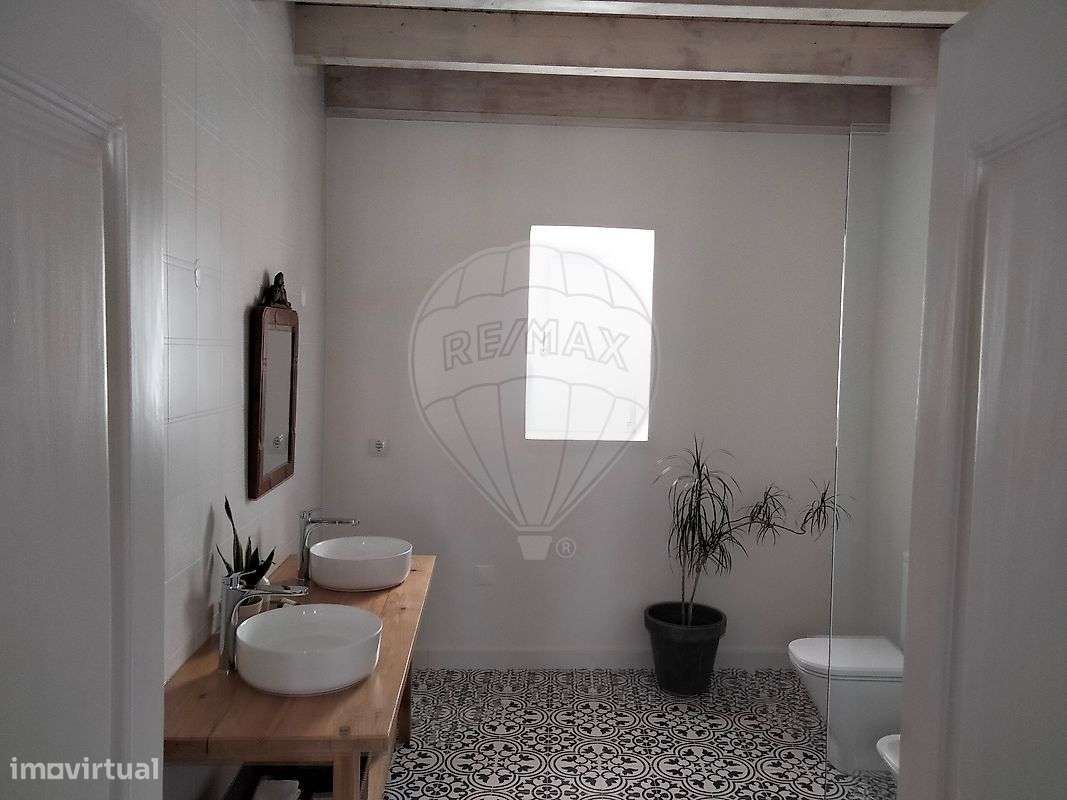 Moradia T5 para venda-16