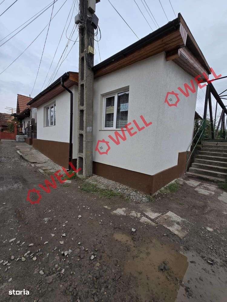 De vânzare casă familială în Baraolt, str. Apei - Imagine principală: 5/12