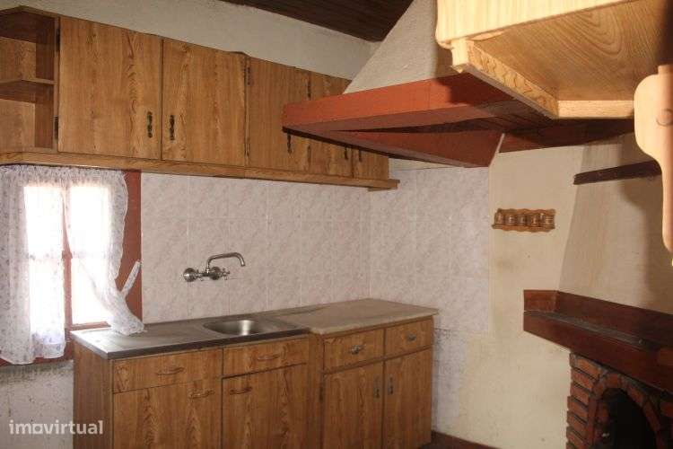 Moradia T3 em Pedra – Travanca de Lagos, Oliveira do Hospital-3