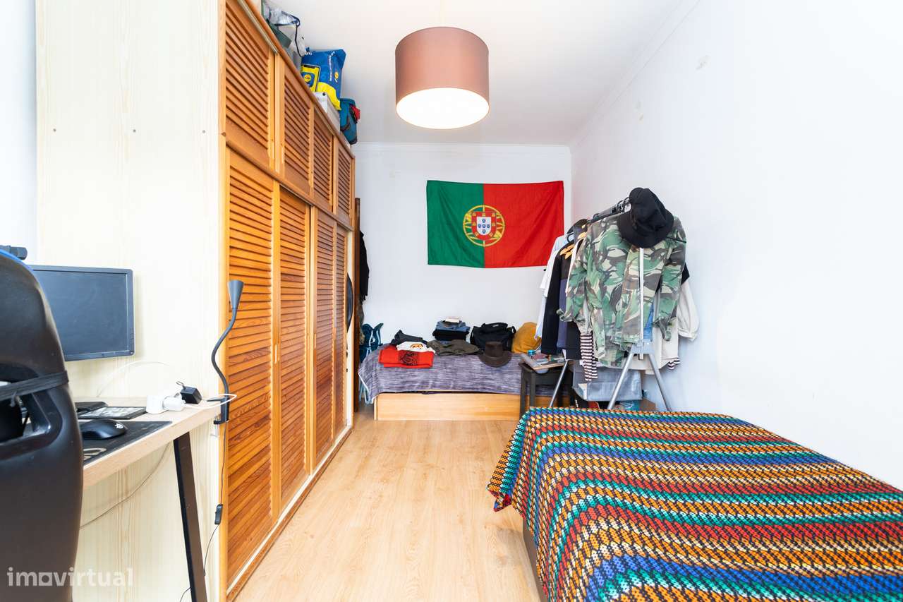 T3 Fogueteiro com elevador, junto ao Lidl - Grande imagem: 4/23