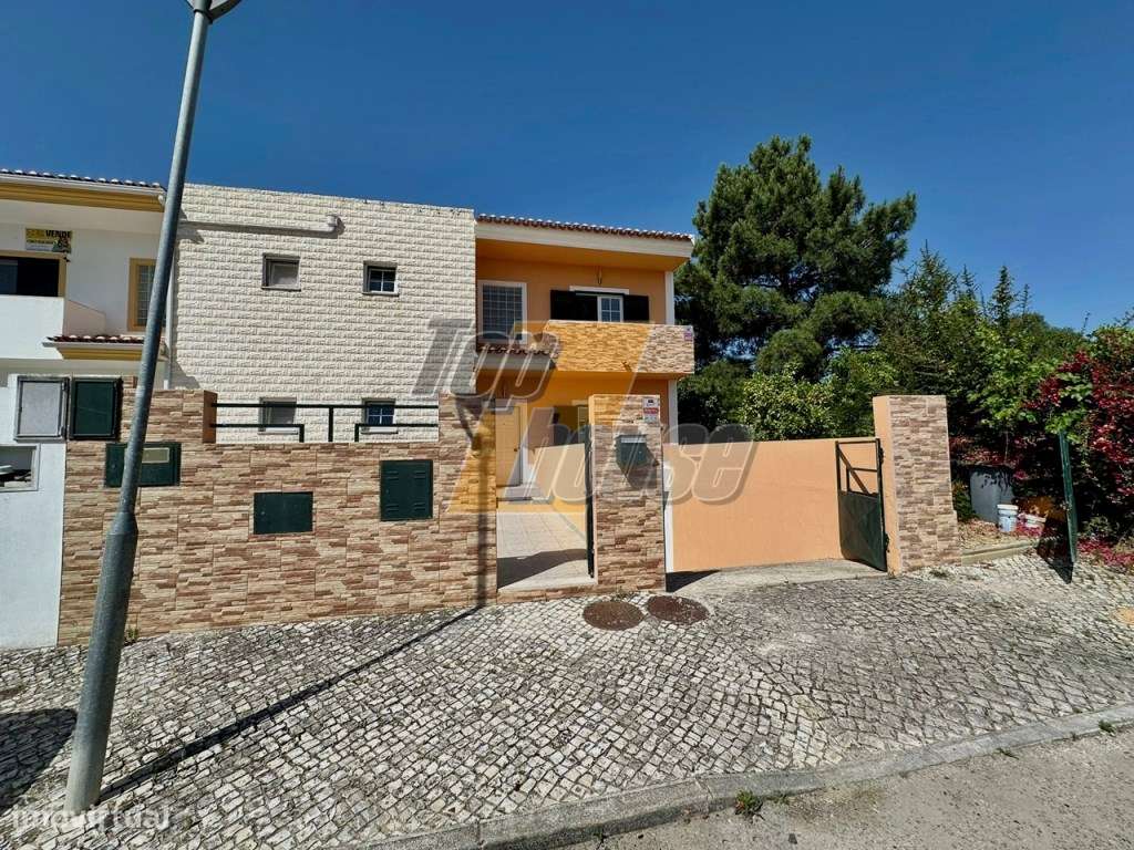 Moradia T4 com piscina e terreno de 900m2 - Quinta da Serralheira -...-2
