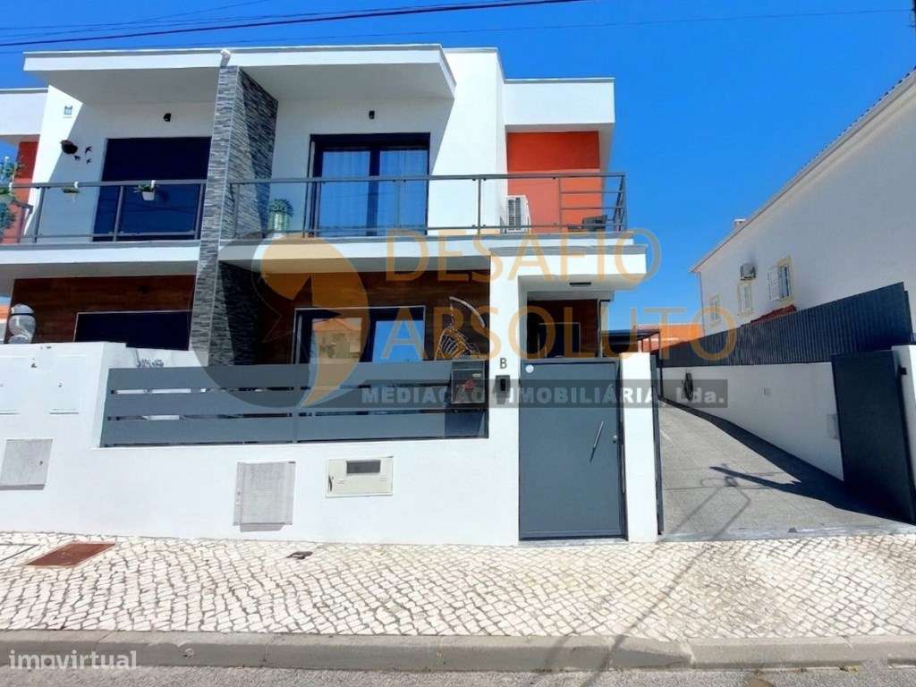 Moradia Geminada T4 + Anexo T0. Boa Água III - Quinta do Conde-53