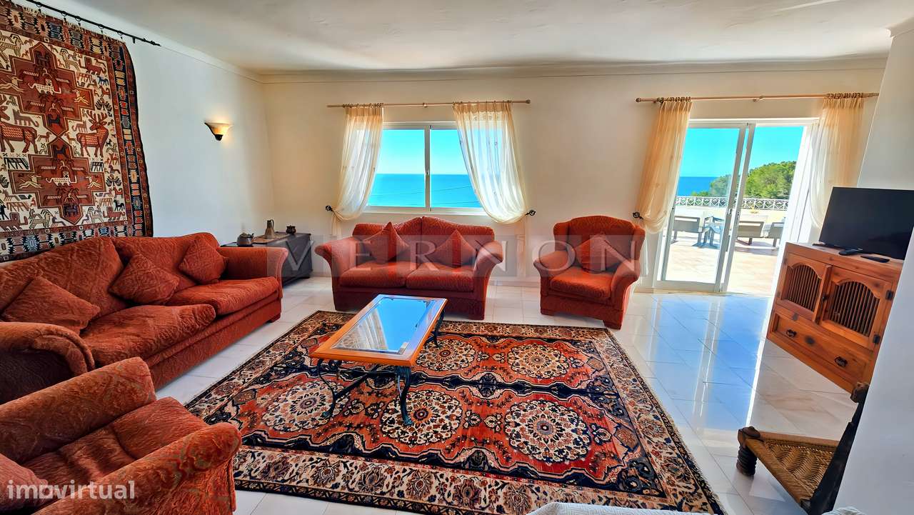 Algarve, para venda, moradia T5 primeira linha do mar com piscina aque-26