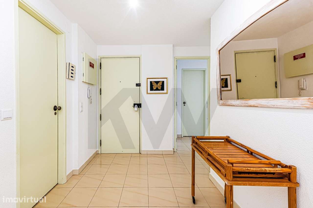 T2 com Vista Mar e Piscina, a 3 Minutos da Praia da Cova Redonda - Grande imagem: 2/19