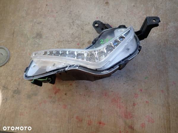 HYUNDAI TUCSON III N-LINE 15- LAMPA PRAWY PRZÓD DRL LED 92208D7700 - 4