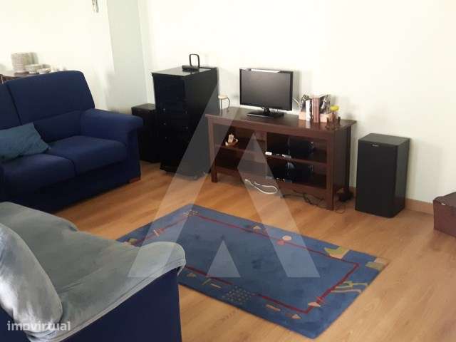 Apartamento T1 totalmente mobilado, na zona histórica de Aveiro - Grande imagem: 5/17