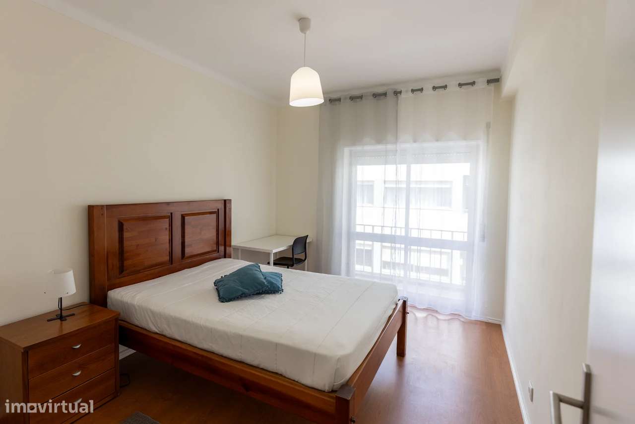 Apartamento T3 no Centro de Alcobaça-4